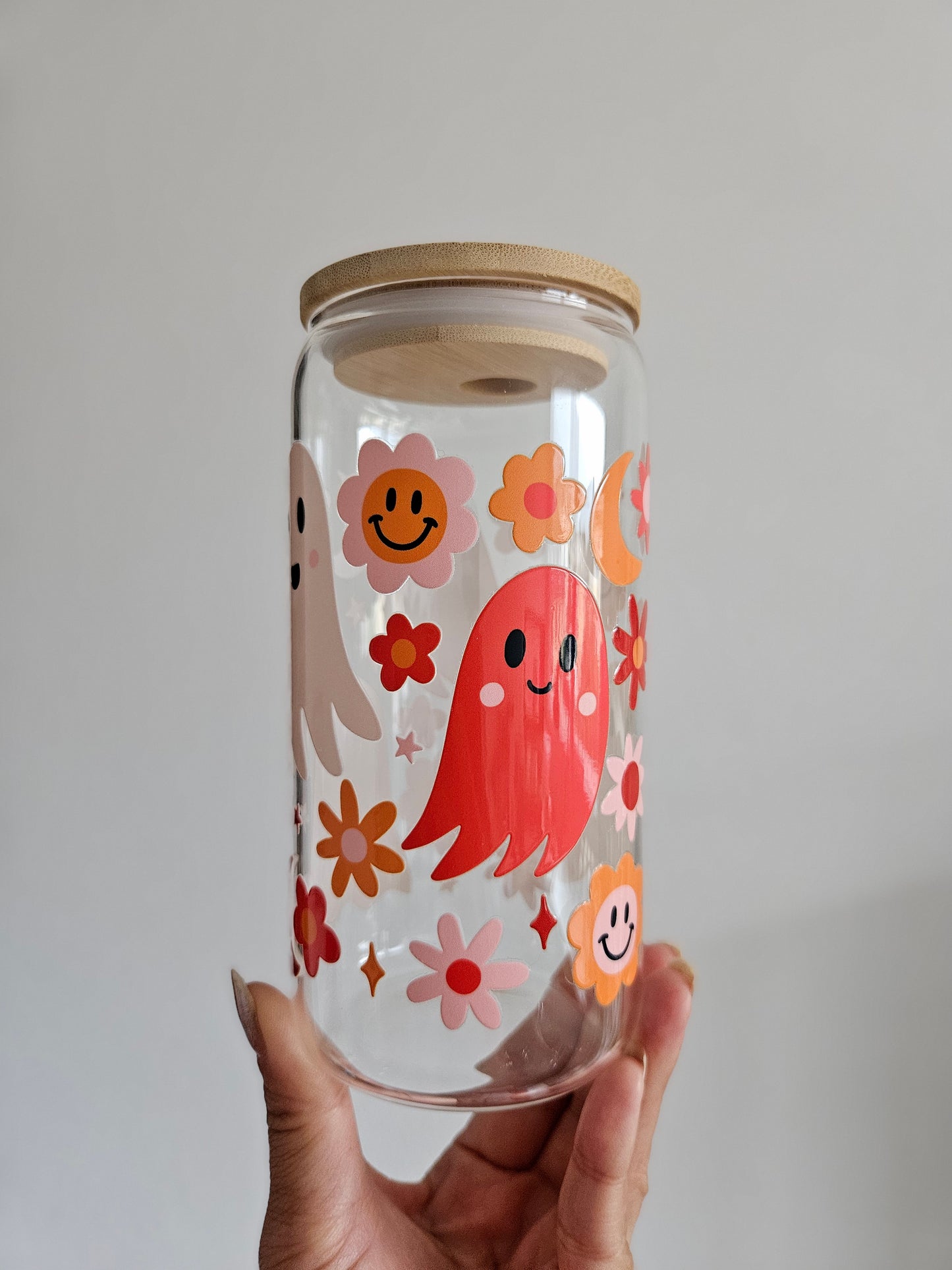 Niedliche Halloween-Geister-Tasse