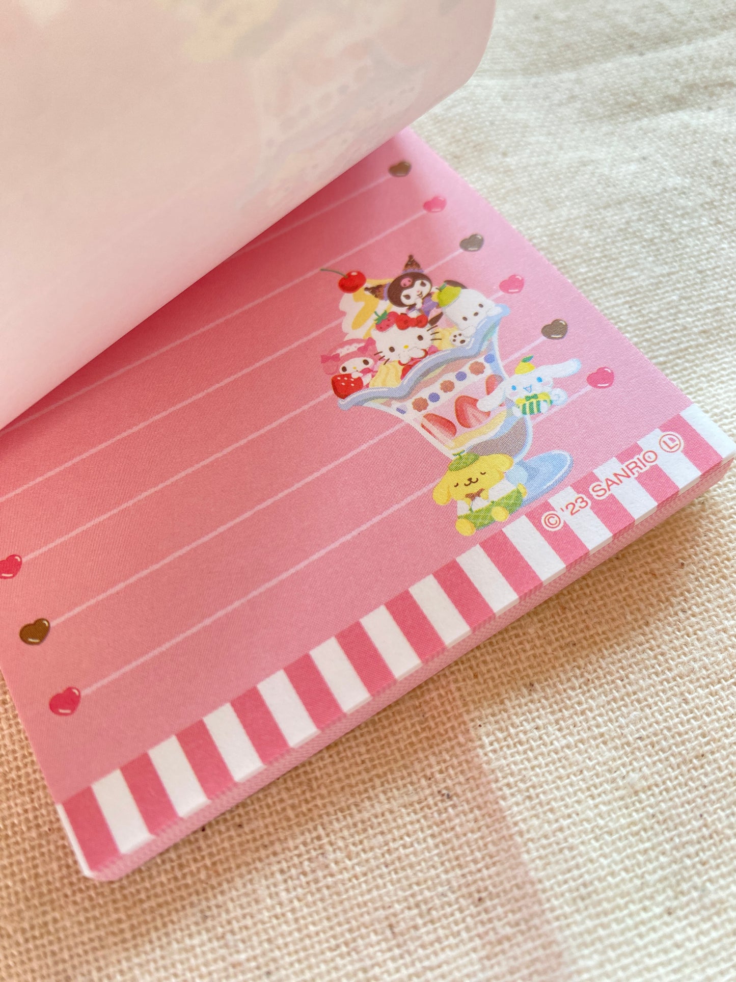 Sanrio Characters Parfait Mini Memo Pad