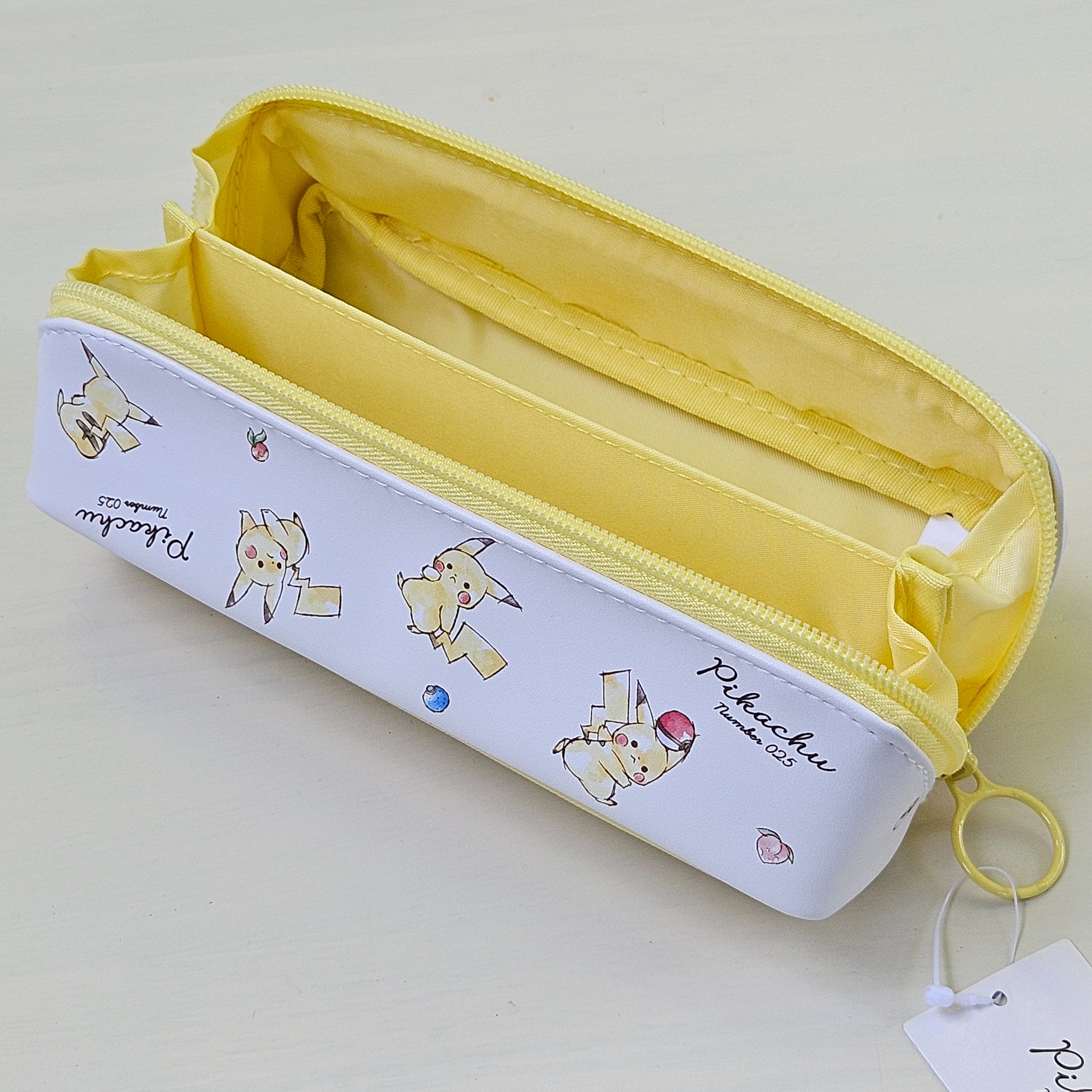 Pikachu Souvenir Pen Case